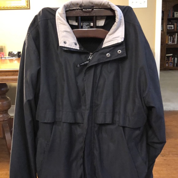 Charles River Apparel Black with light Tan collar.  Slightly used.  Large - Picture 2 of 3